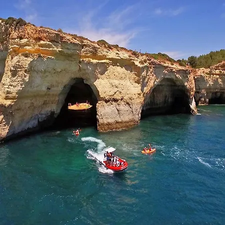 Apartment In Albufeira Near Sea Beach *